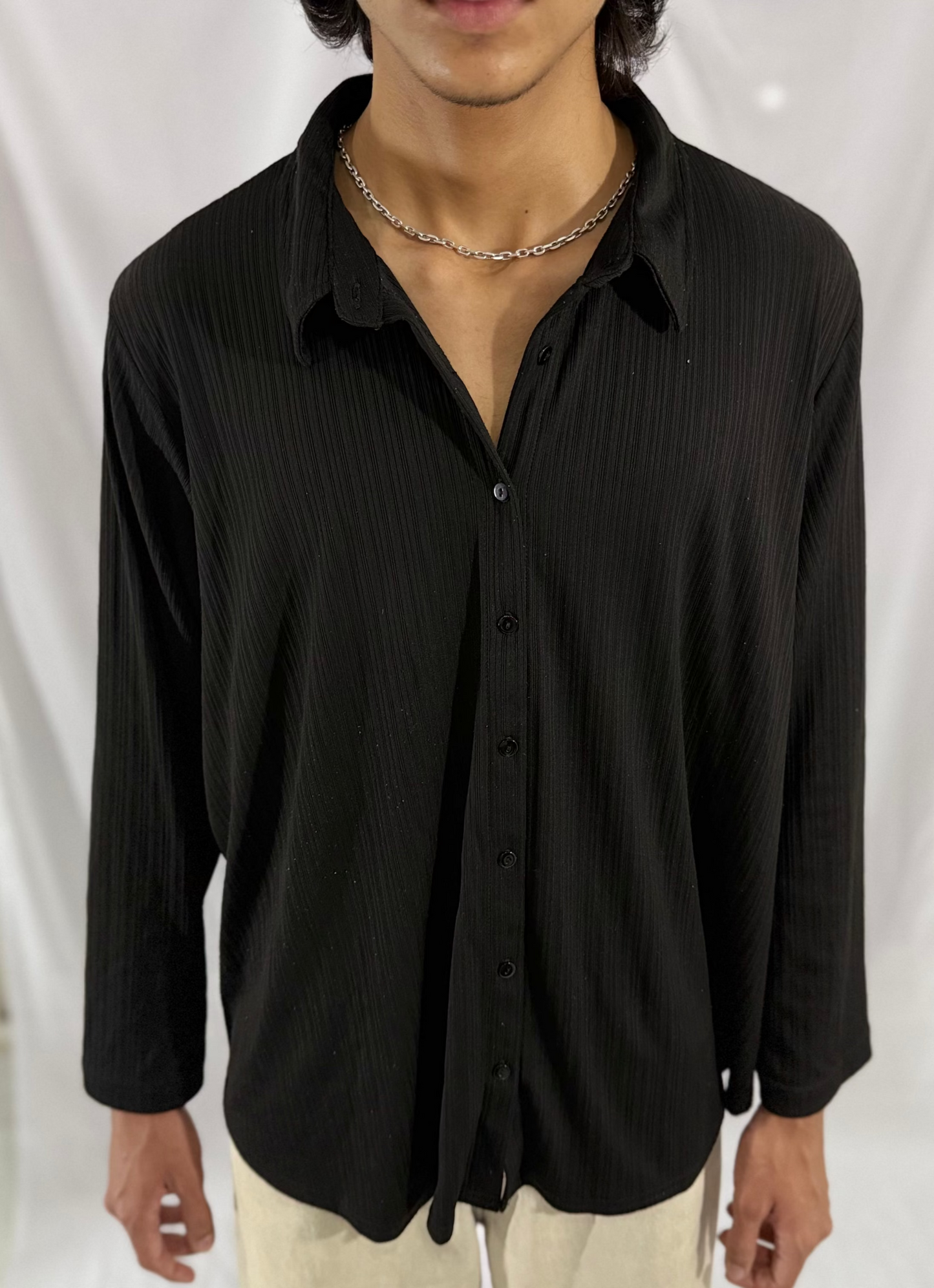 STRECHABLE BLACK STRIPPED SHIRT IS AVAILABLE IN SIZE OF M/30-32