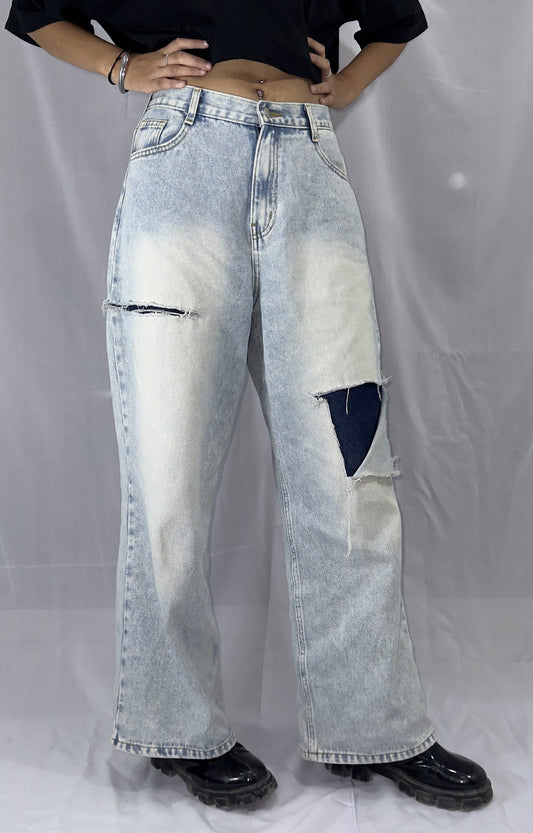 JAPNESE RIBBED BLUE WASHED JEANS IS AVAILABLE IN SIZE OF M/30-32